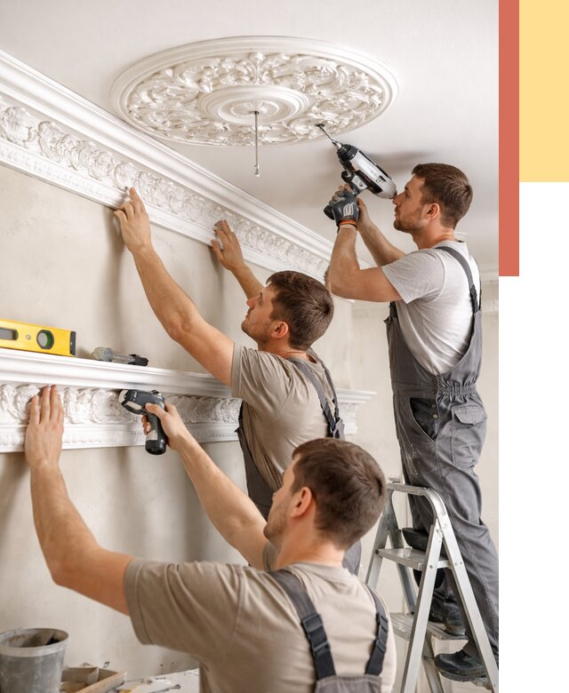 Монтаж лепнины на потолок в Кимовске от 3299 руб. быстро и недорого | ОТДЕЛОЧНИК-Кмв